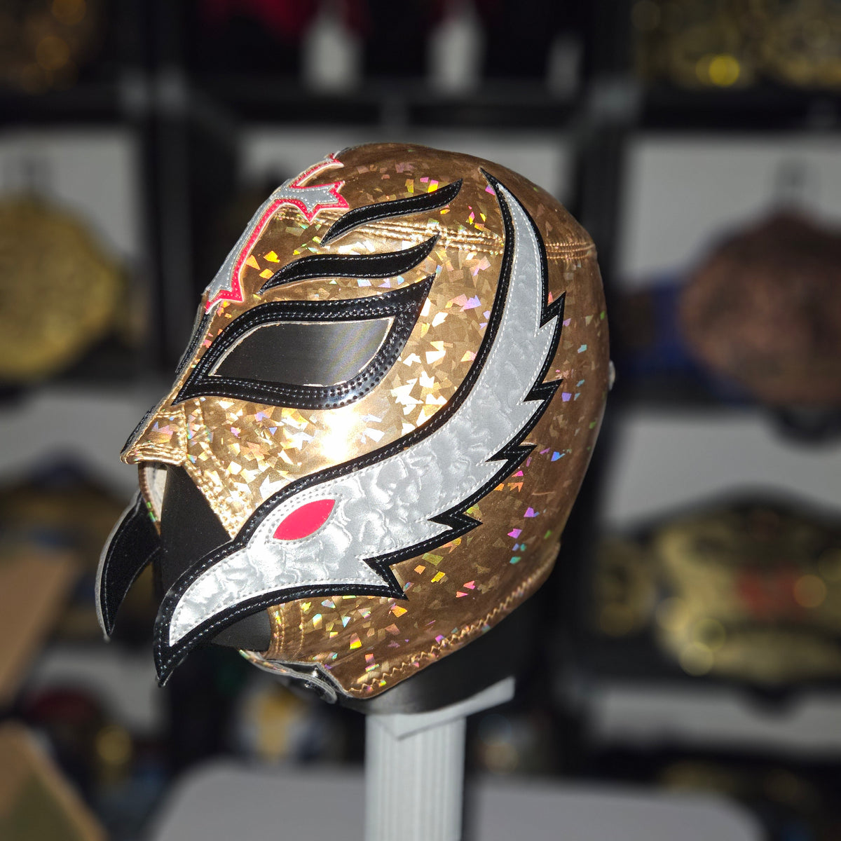 Rey Gold V2 Pro-grade Mask