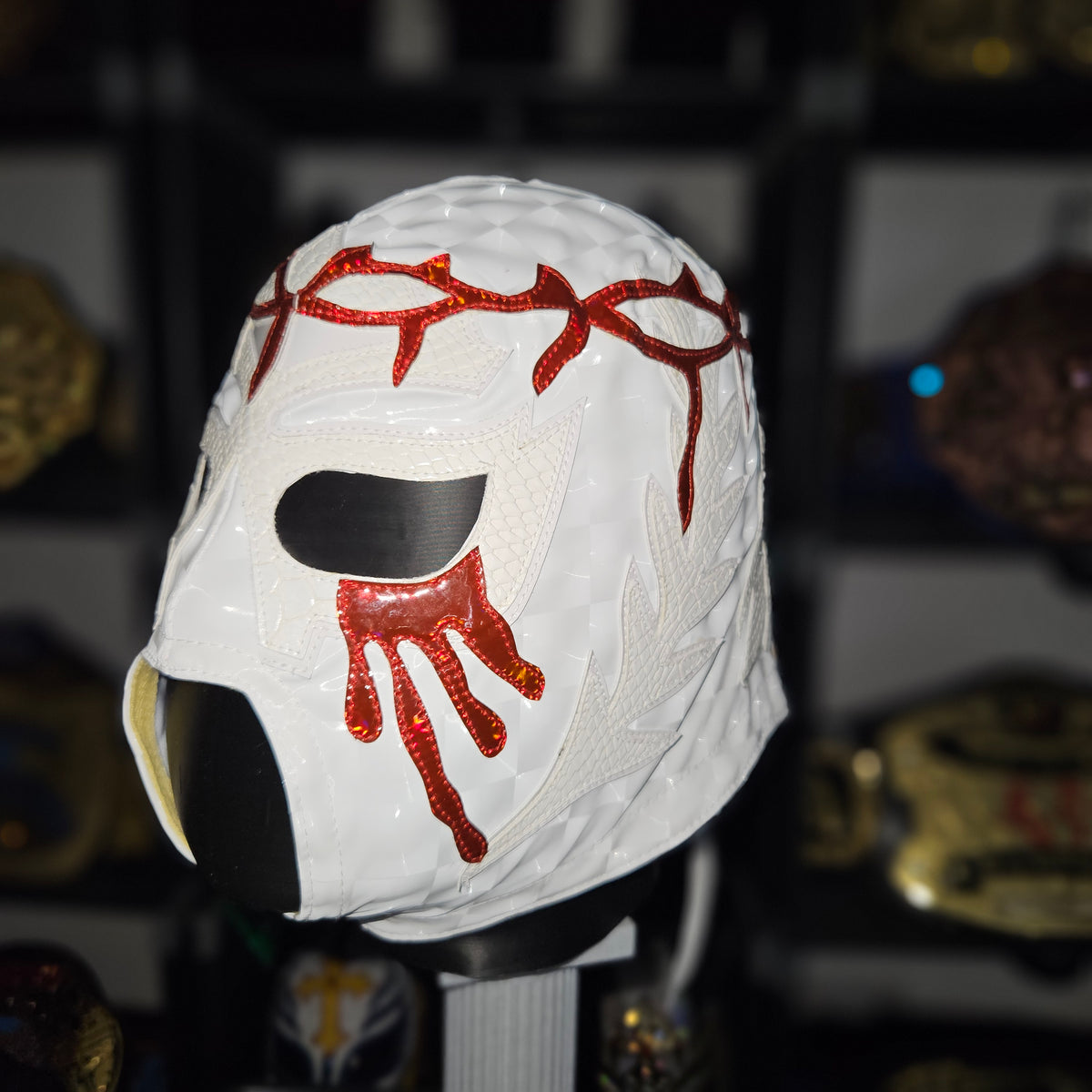 Soberano Jr White & Red Semi Pro Adult Size Mask