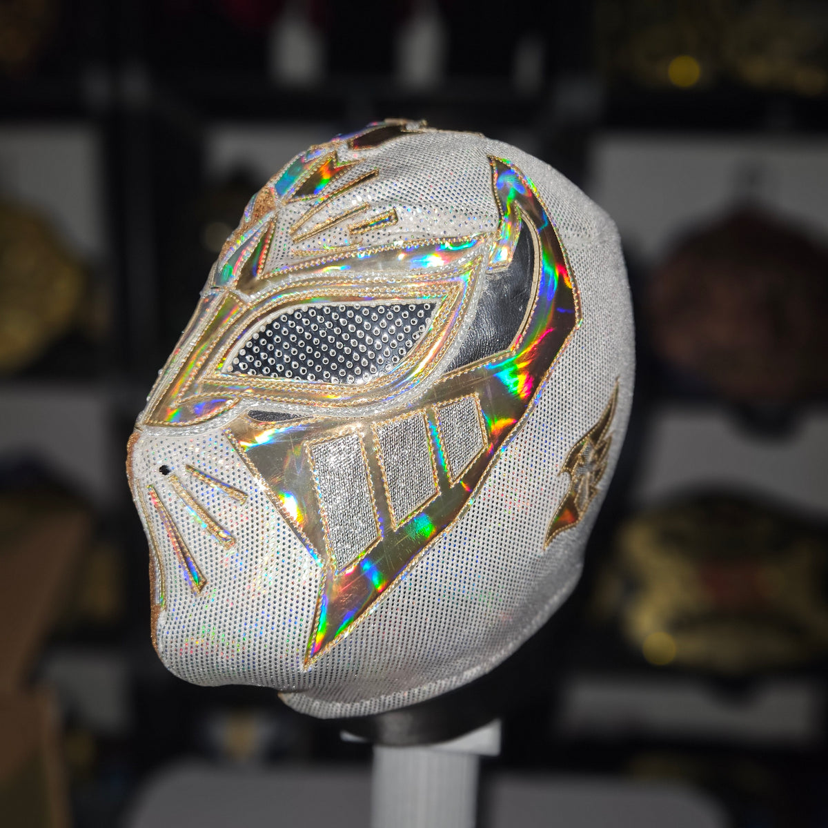 Mistico Gold & White Pro-grade Adult Size Mask