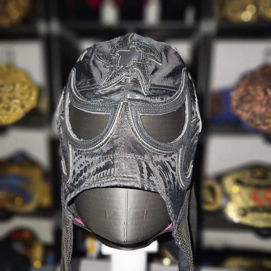 Penta Dark / Oscuro Pro-grade Adult Size Mask