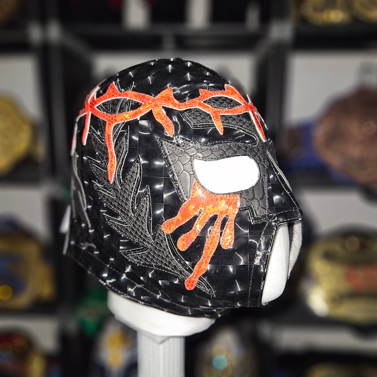 El Soberano Jr Black & Red Semi Pro Adult Size Mask
