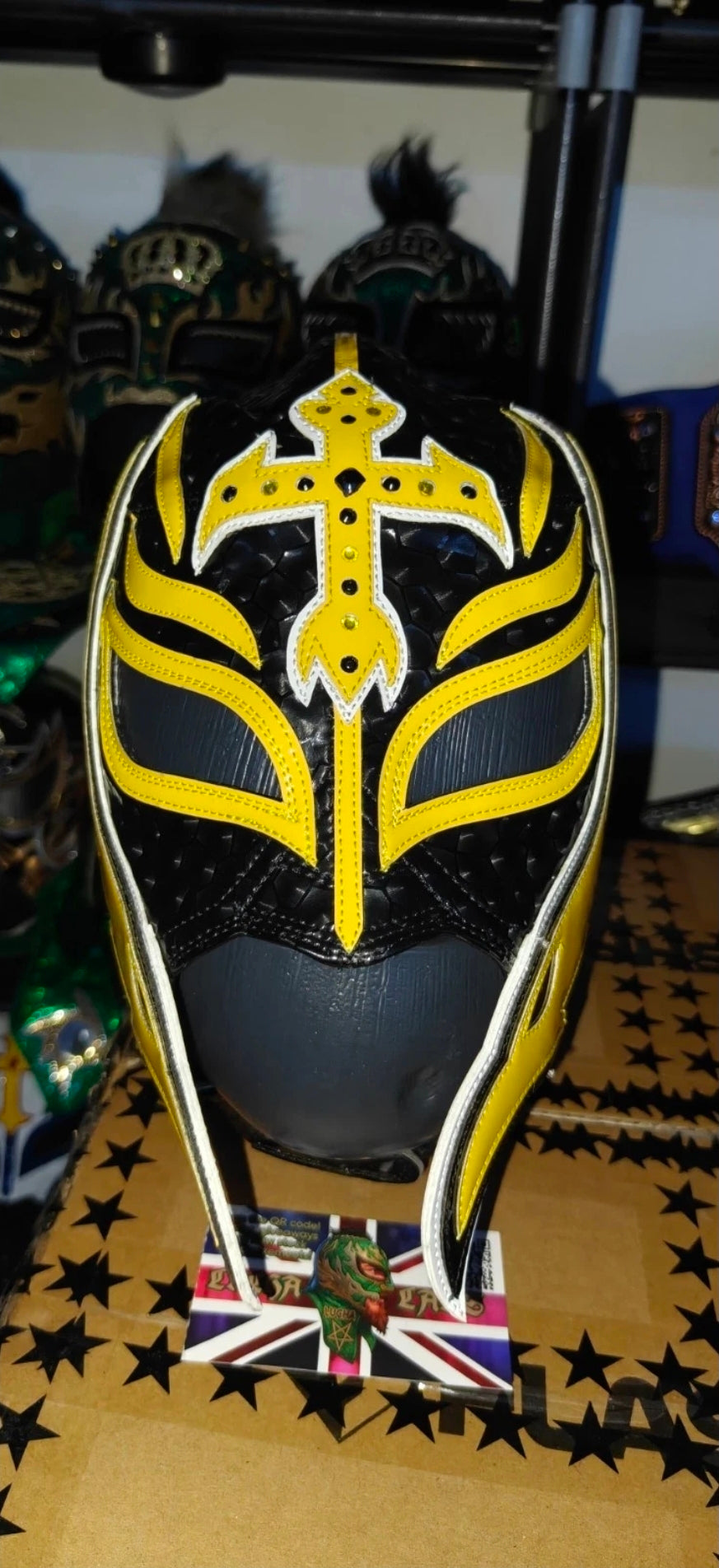 Rey Black & Yellow Adults Pro-grade Mask