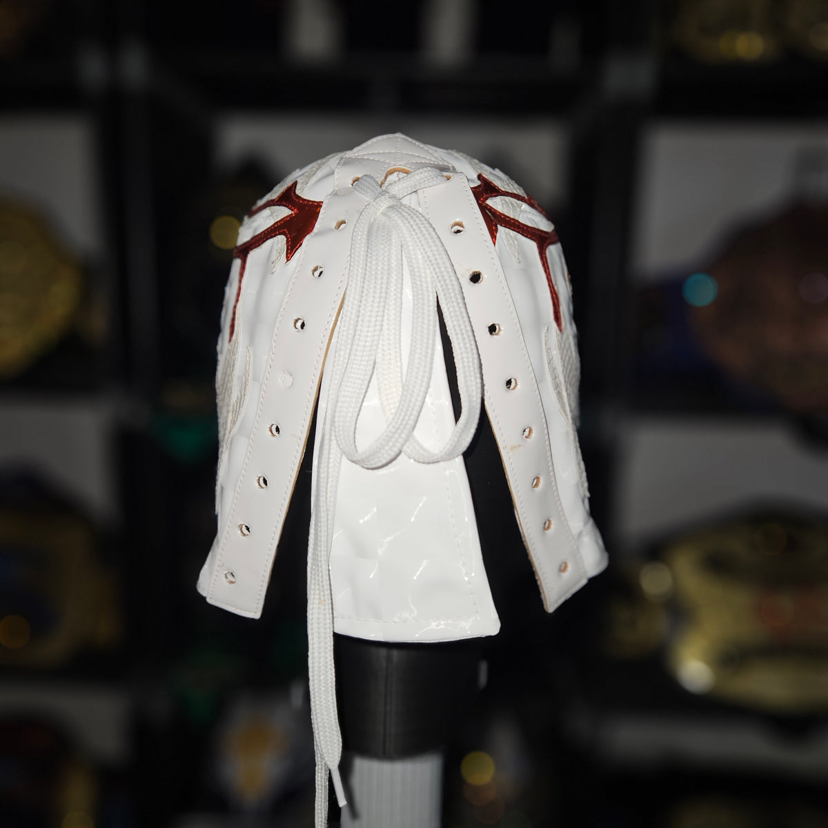 Soberano Jr White & Red Semi Pro Adult Size Mask