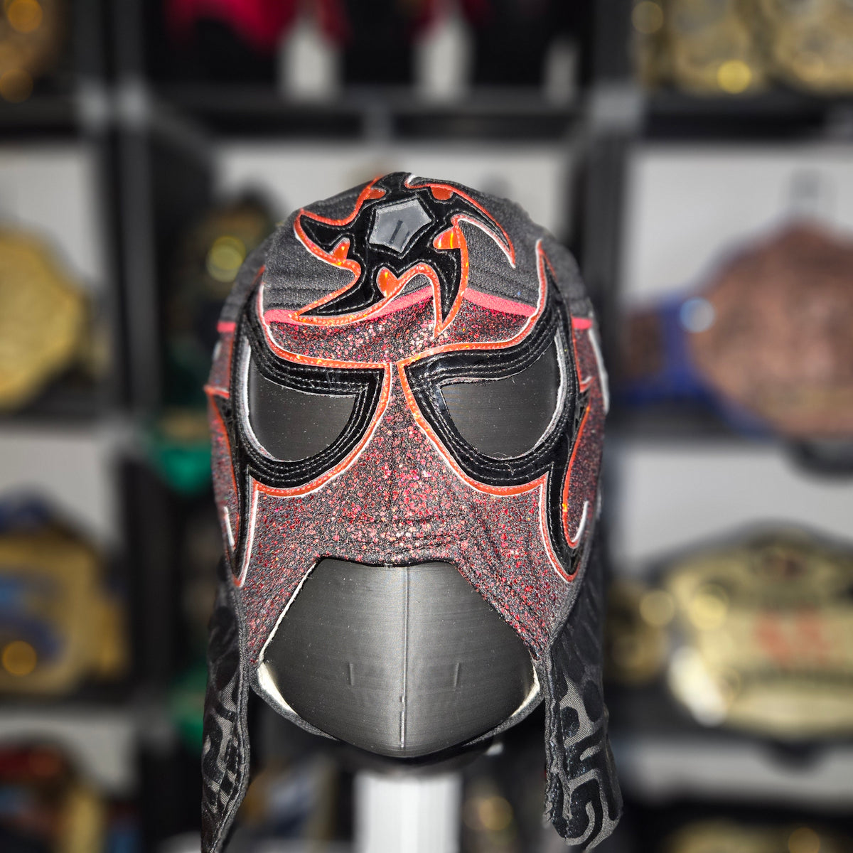 Penta RAW in Belgium v2 Pro-grade Adult Size Mask