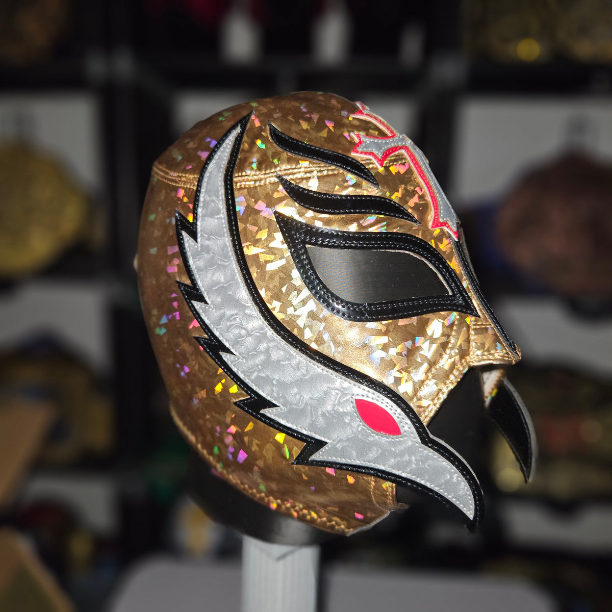 Rey Gold V2 Pro-grade Mask