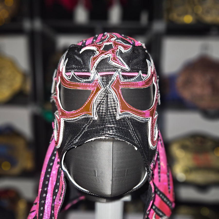 Penta Pink Backlash Style Semi Pro Adult Size Mask