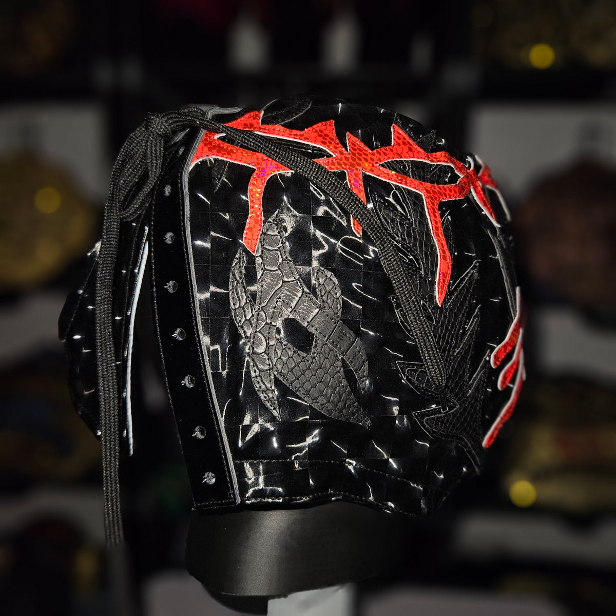 Soberano Jr Black & Red Semi Pro Adult Size Mask