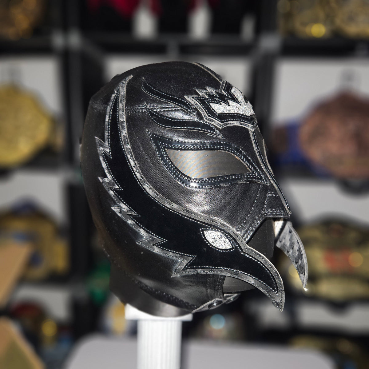 Rey Black Pro-grade Mask