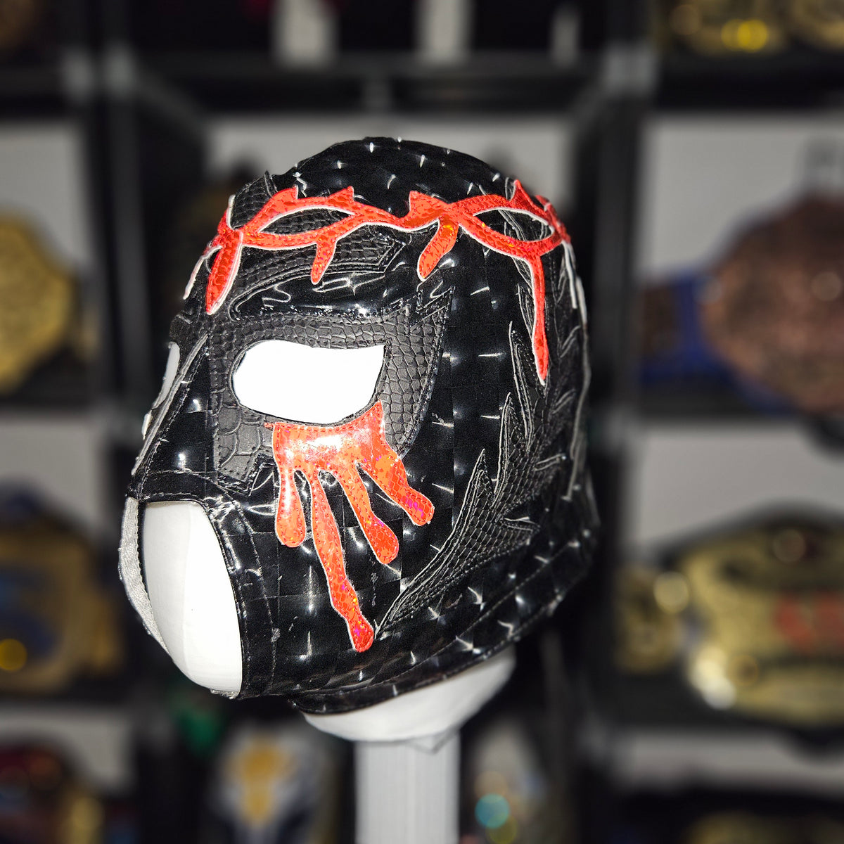 El Soberano Jr Black & Red Semi Pro Adult Size Mask
