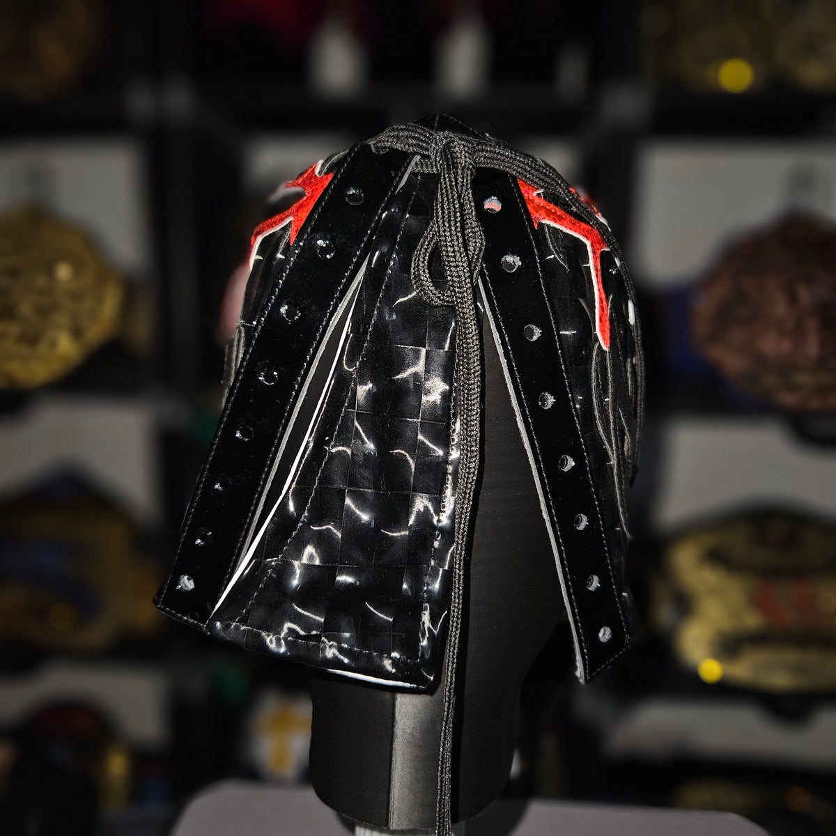 Soberano Jr Black & Red Semi Pro Adult Size Mask