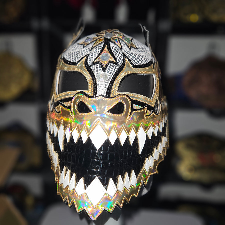Dralistico White & Gold Pro-grade Adult Size Mask