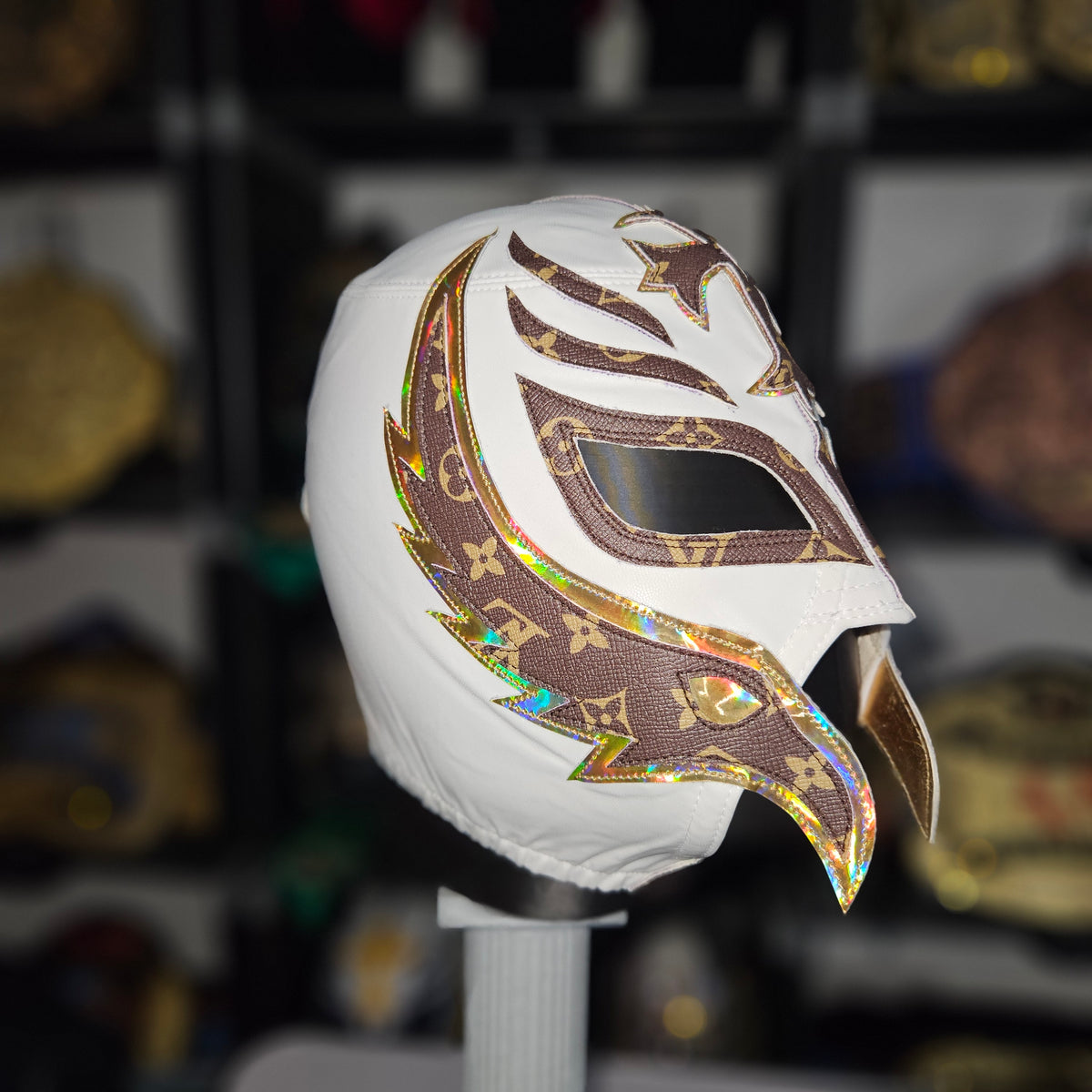 Rey White LV Adult Size Pro-grade Mask