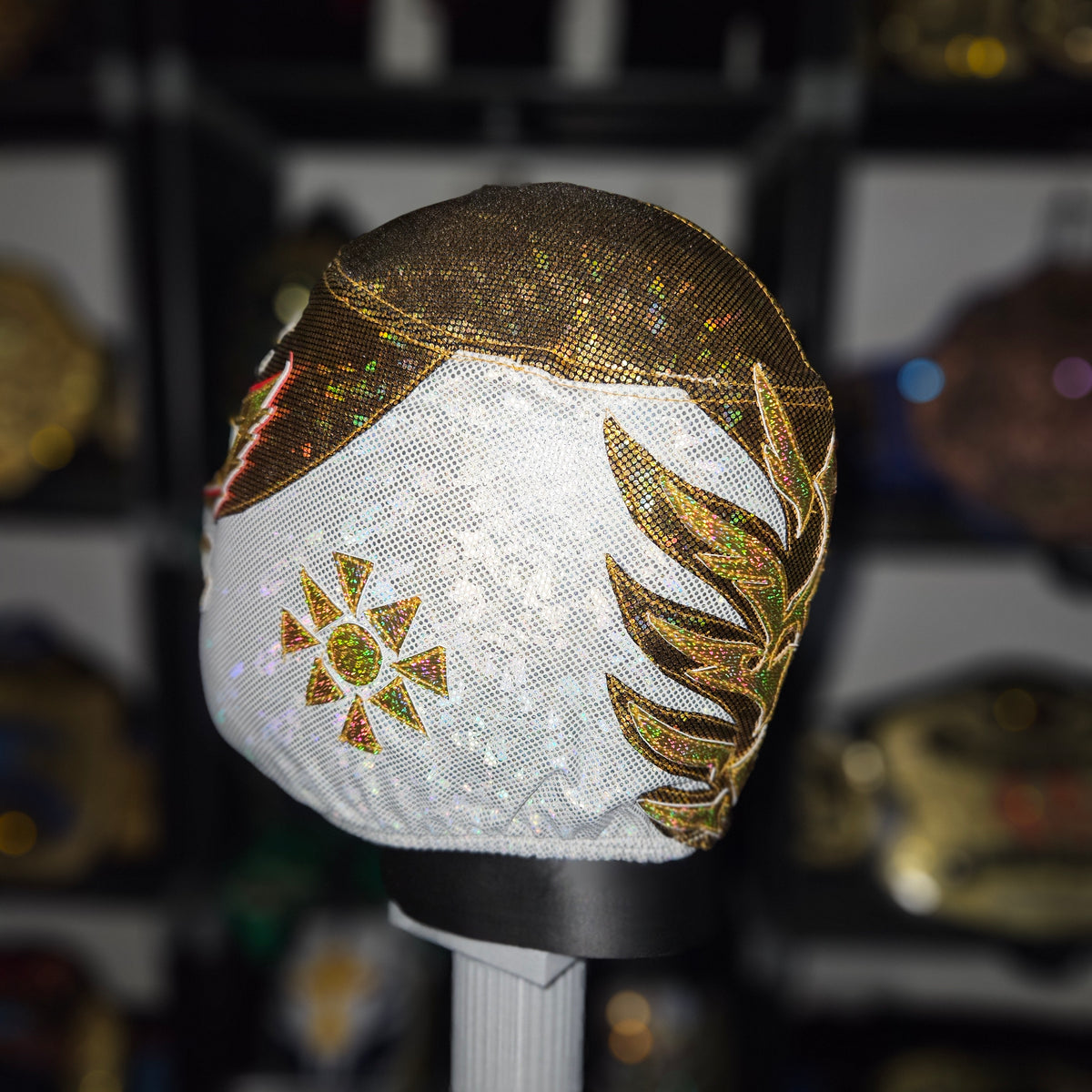 Mistico Gold & White Semi Pro Adult Size Mask