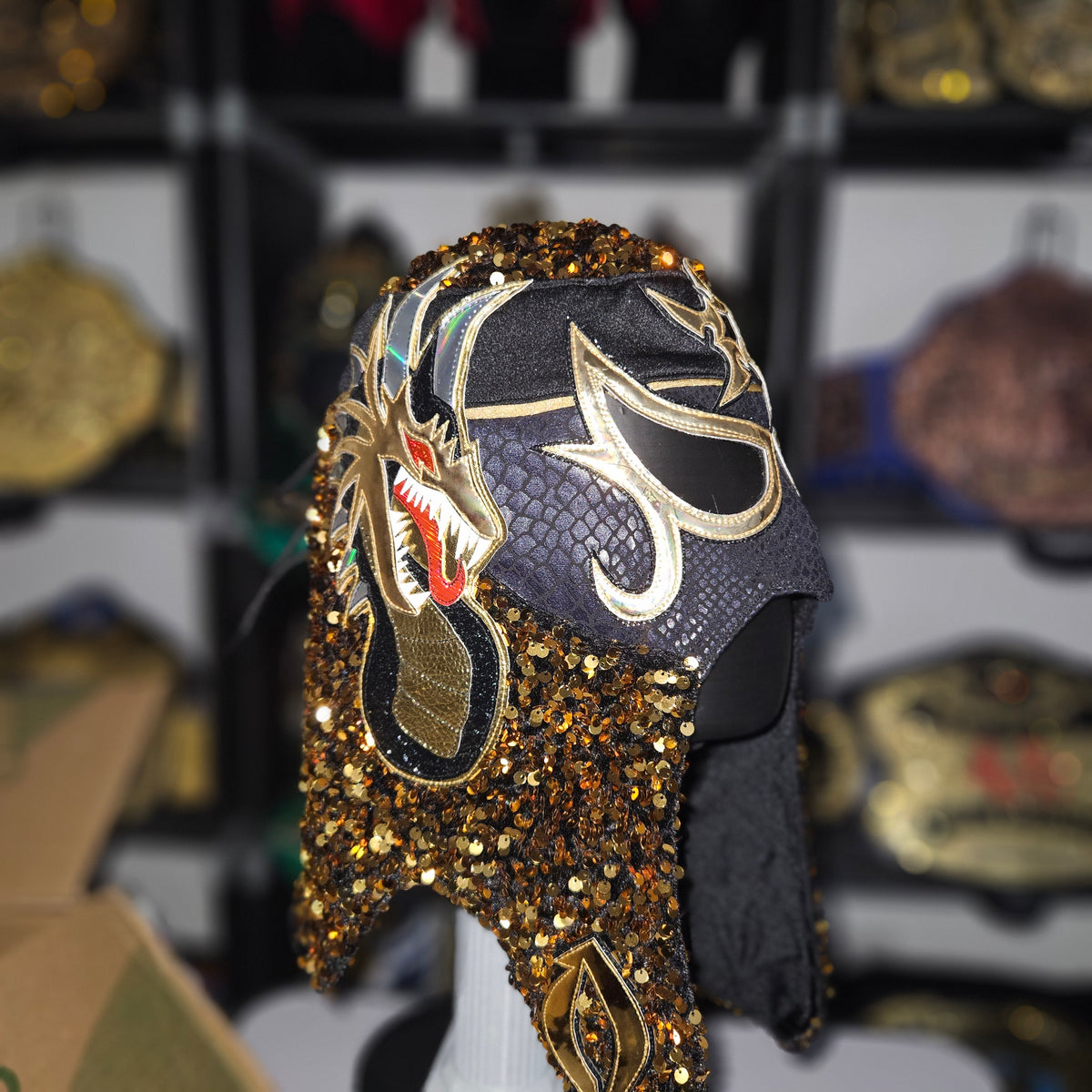 Penta Gold & Black Pro-grade Adult Size Mask