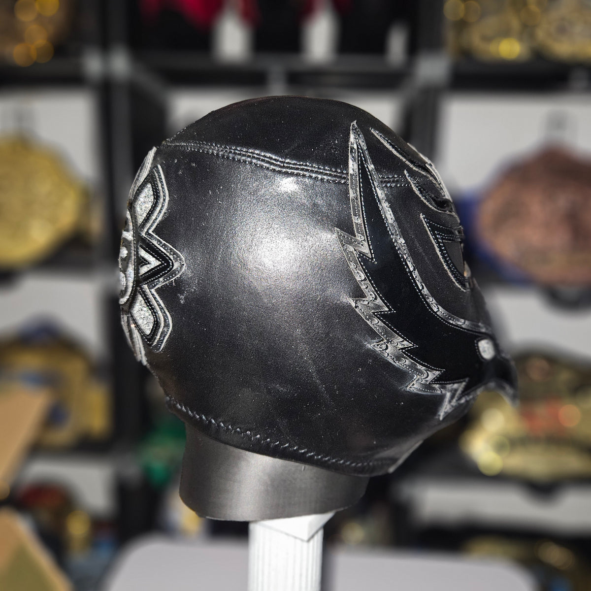 Rey Black Pro-grade Mask