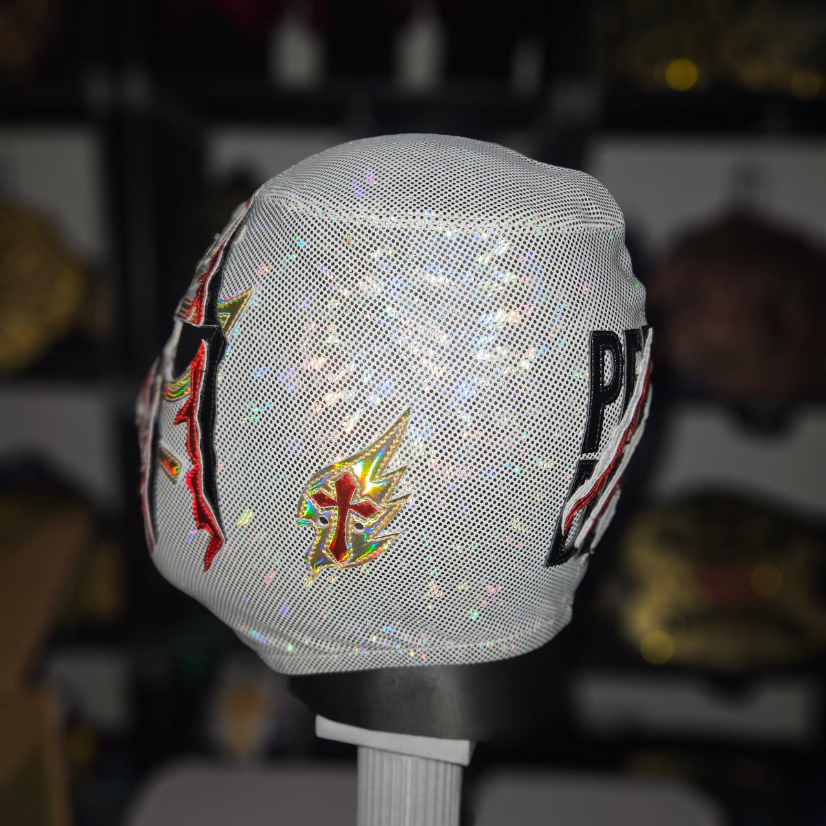 Mistico Perros Del Mal Adults Pro-grade Mask