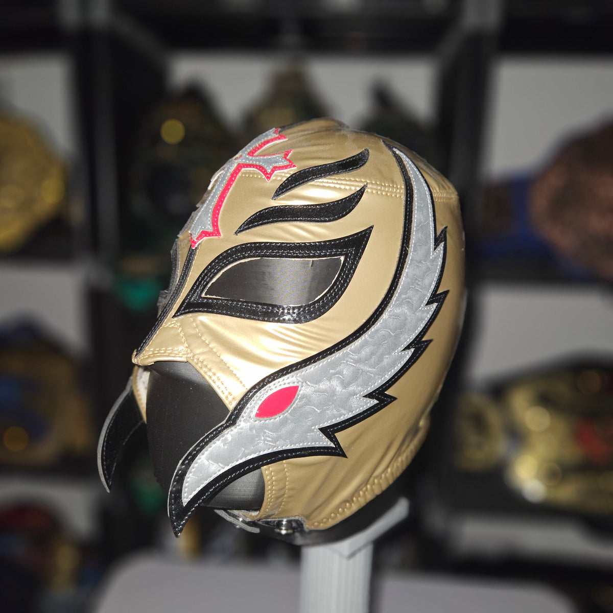 Rey Gold V1 Pro-grade Mask