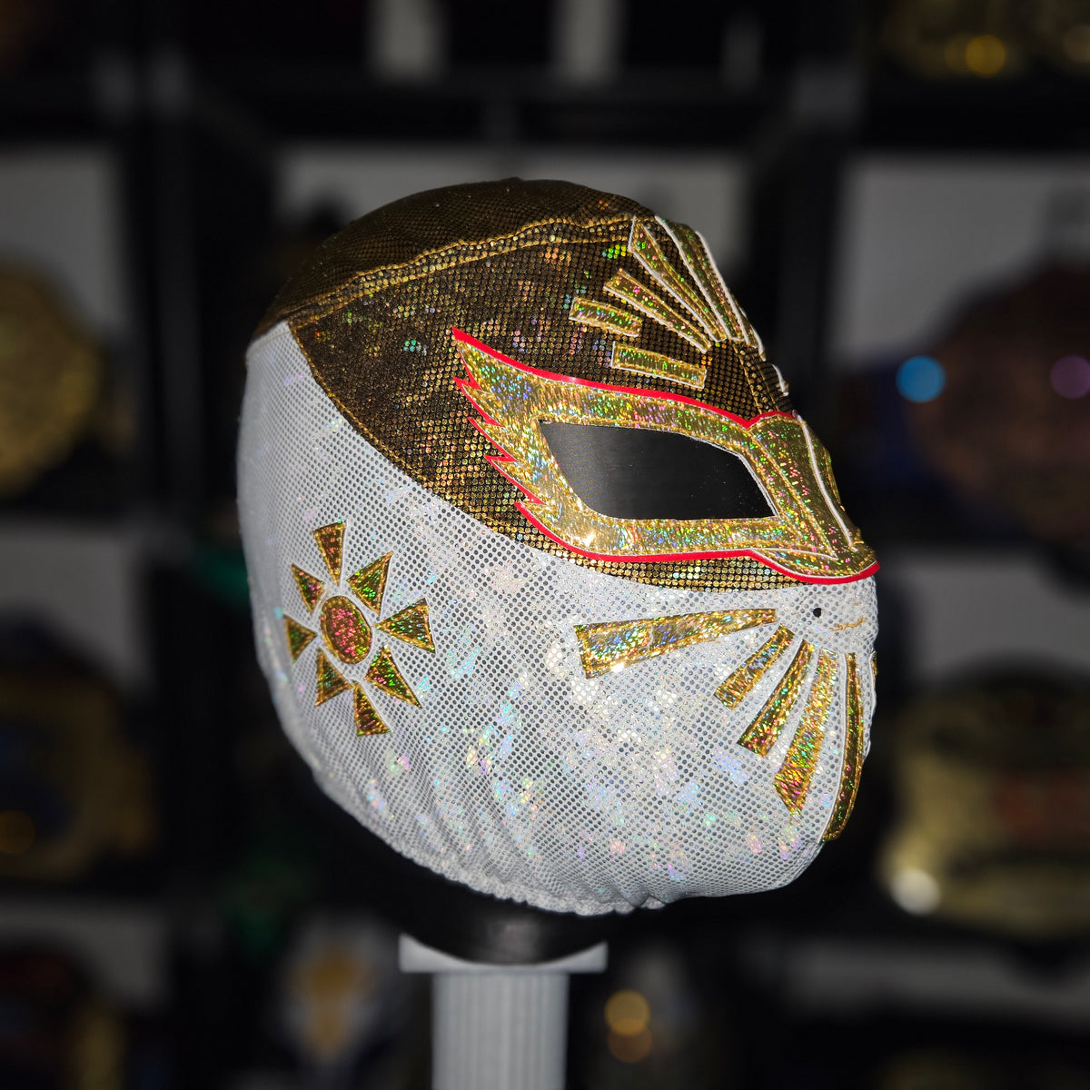 Mistico Gold & White Semi Pro Adult Size Mask