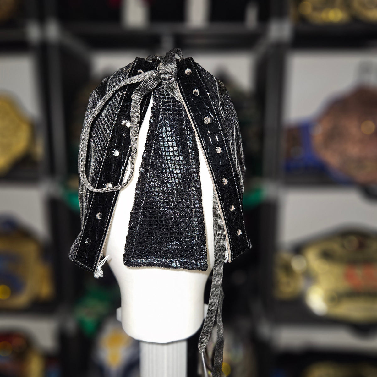 Soberano Jr Black & Gold Semi Pro Adult Size Mask